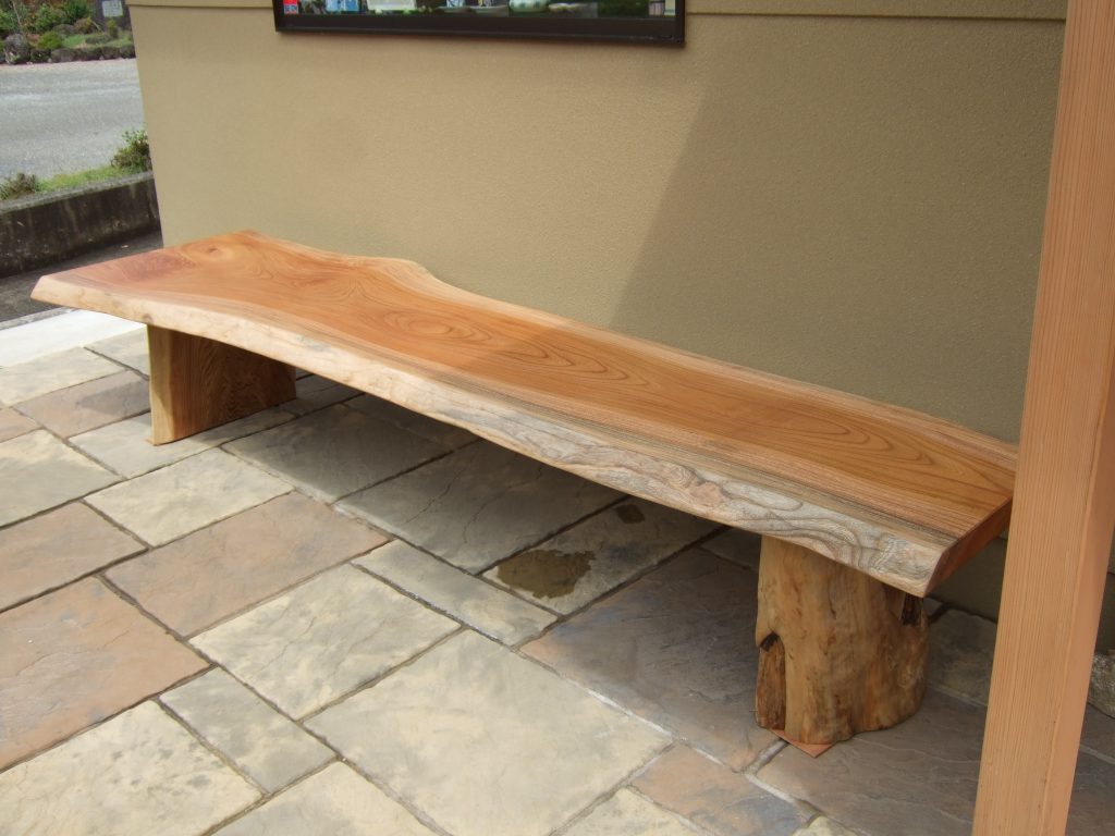 木のベンチ04 | 一枚板テーブルと無垢カウンター販売のグリーンフォレスト