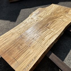 栃の木一枚板ｔ1099（吉野産）