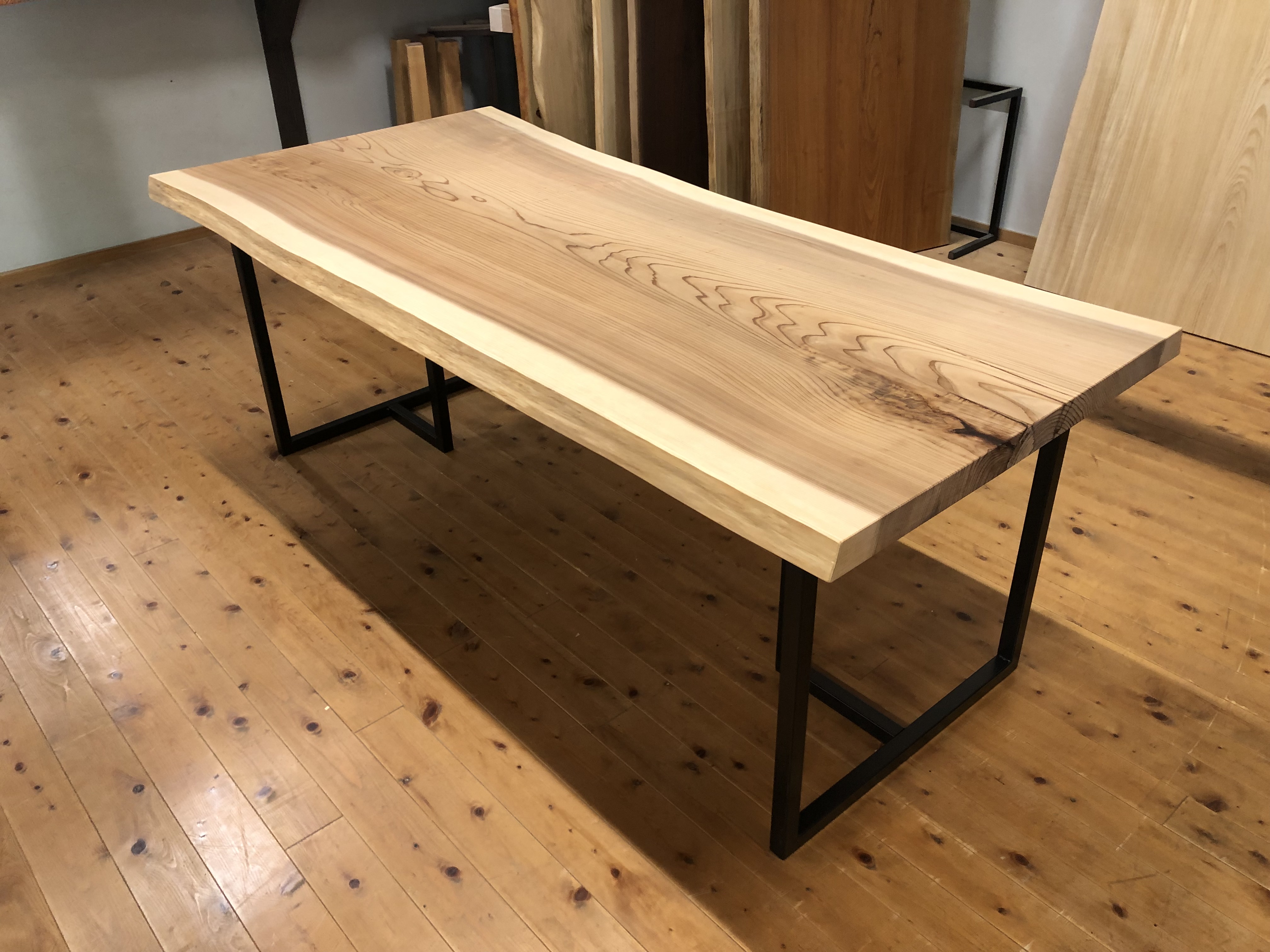 吉野杉一枚板ダイニングテーブルss-09dt | 一枚板テーブルと無垢